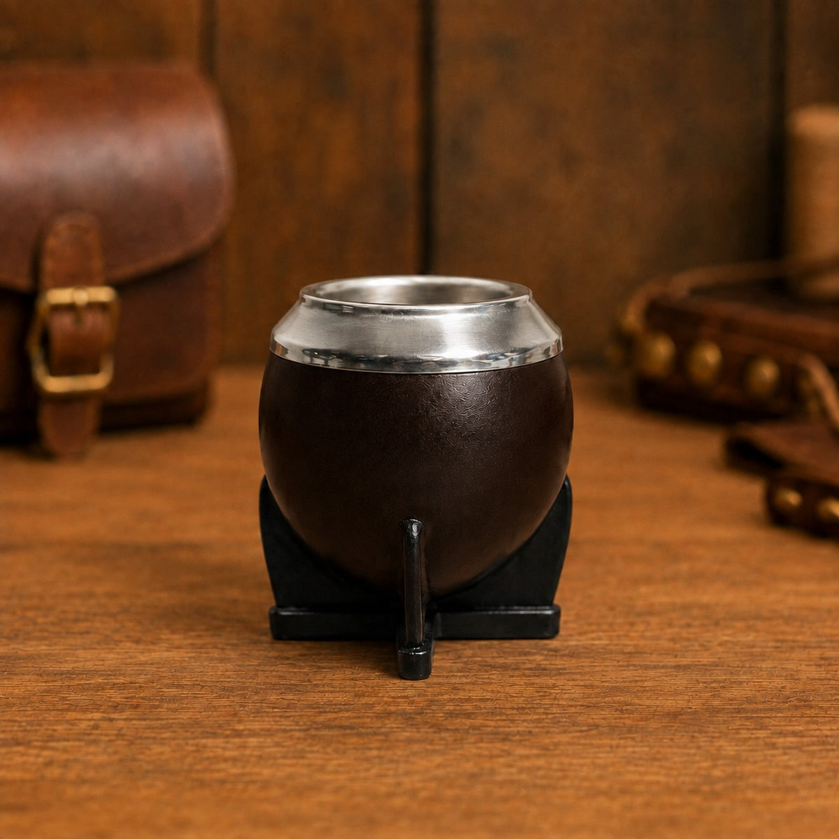 Mate torpedo pequeño marrón