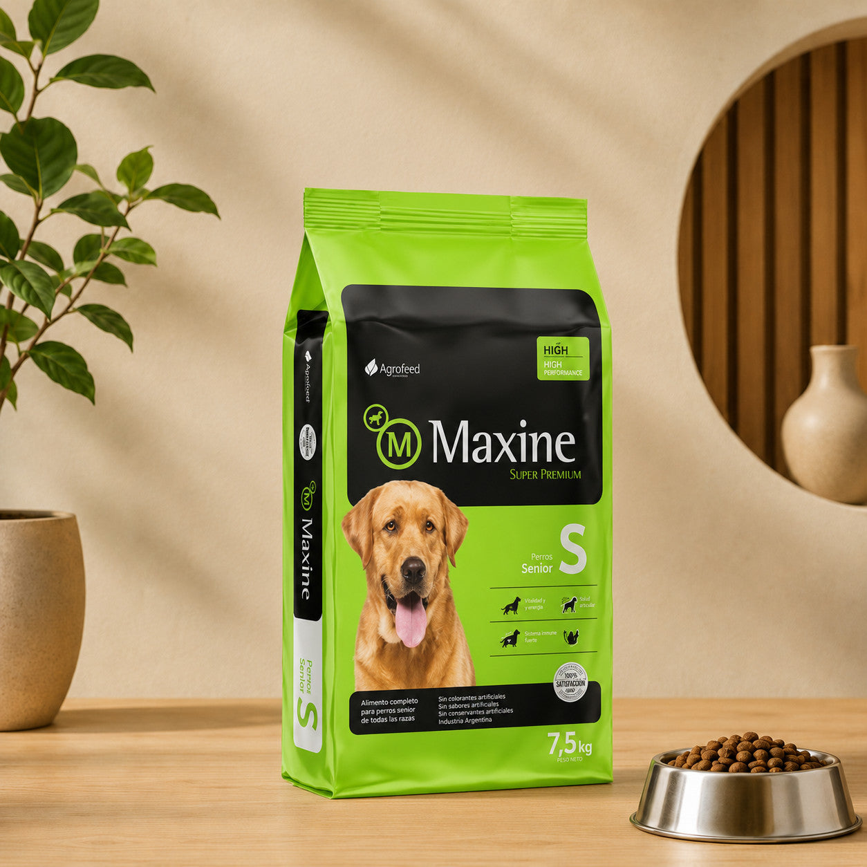 Maxine Perro senior