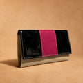 Billetera con broche imantado 100% cuero E1